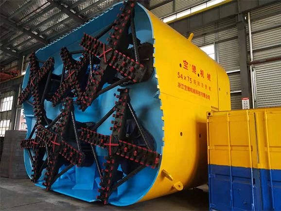 矩形頂管掘進(jìn)機(jī)